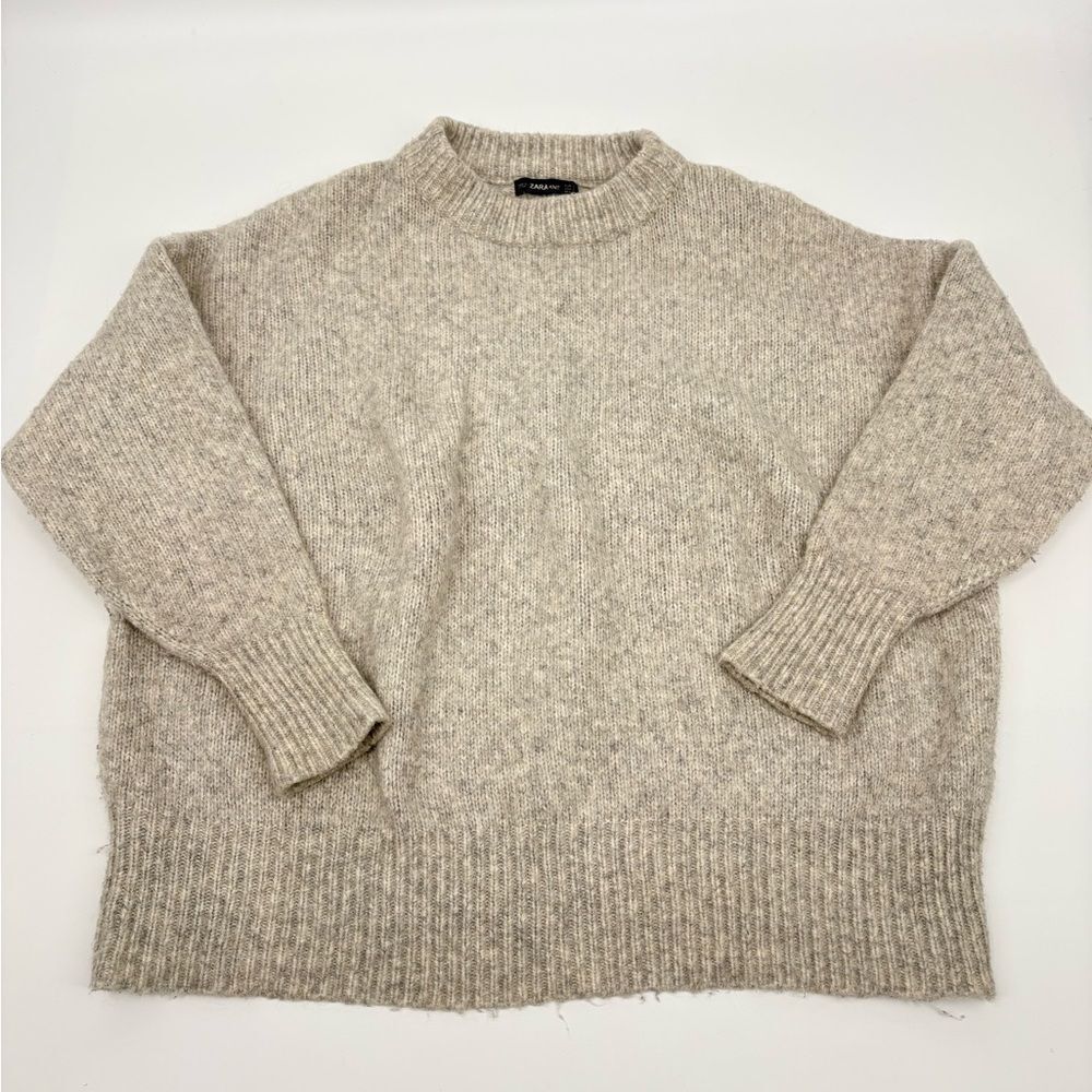 Zara | women’s oversized Cozy Beige & grey Knit Sweater